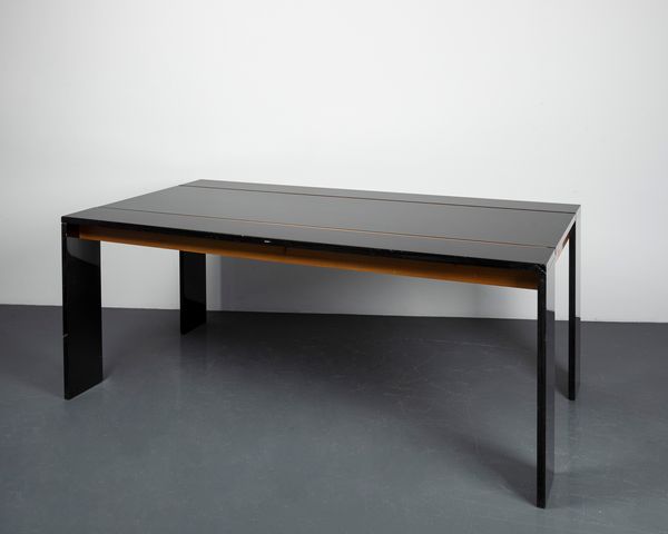 VICO MAGISTRETTI : Tavolo  - Asta Design e Arti Decorative - Associazione Nazionale - Case d'Asta italiane