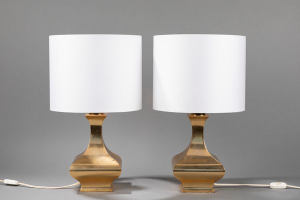 MANIFATTURA ITALIANA : Due lampade da tavolo  - Asta Design e Arti Decorative - Associazione Nazionale - Case d'Asta italiane