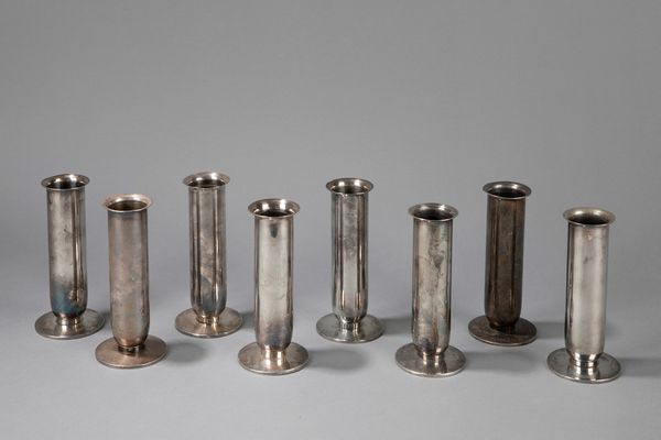 GIO PONTI : Otto vasi monofiore / portacandele  - Asta Design e Arti Decorative - Associazione Nazionale - Case d'Asta italiane