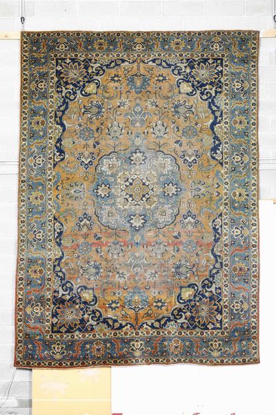 Tappeto Tabriz, Persia inizio XX sdecolo  - Asta Tappeti - Associazione Nazionale - Case d'Asta italiane