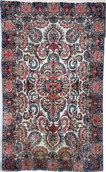 Tappeto Kirman, Persia prima met XX secolo ccm 300x200  - Asta Tappeti - Associazione Nazionale - Case d'Asta italiane