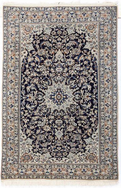 Tappeto Nain Persia, XX secolo  - Asta Tappeti - Associazione Nazionale - Case d'Asta italiane