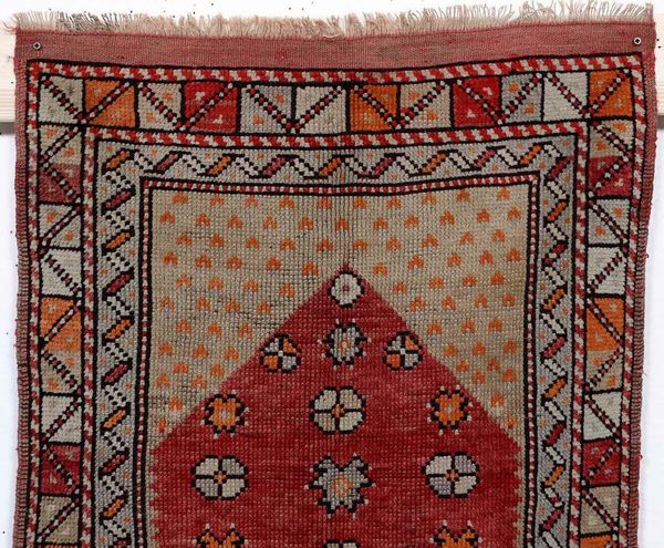 Tappeto Bergama, Anatolia prima met� XX secolo  - Asta Tappeti - Associazione Nazionale - Case d'Asta italiane