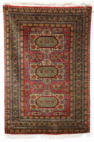 Tappeto seconda met XX secolo  - Asta Tappeti - Associazione Nazionale - Case d'Asta italiane