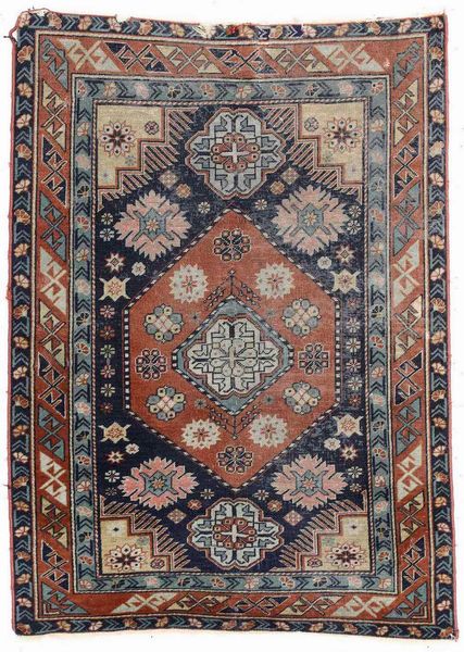 Tappeto Caucaso inizio XX secolo  - Asta Tappeti - Associazione Nazionale - Case d'Asta italiane