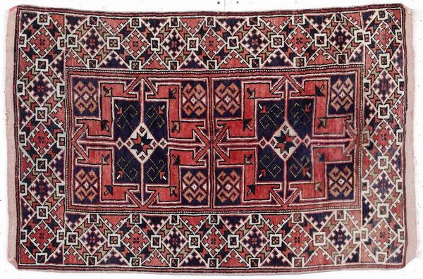 Tappeto Bergam, Anatolia inizio XX secolo  - Asta Tappeti - Associazione Nazionale - Case d'Asta italiane