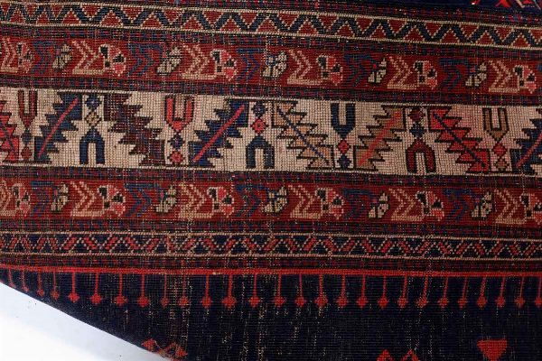 Tappeto Shirvan, Caucaso inizio XX secolo  - Asta Tappeti - Associazione Nazionale - Case d'Asta italiane