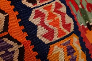 Kilim Konya, Anatolia inizio XX secolo  - Asta Tappeti - Associazione Nazionale - Case d'Asta italiane