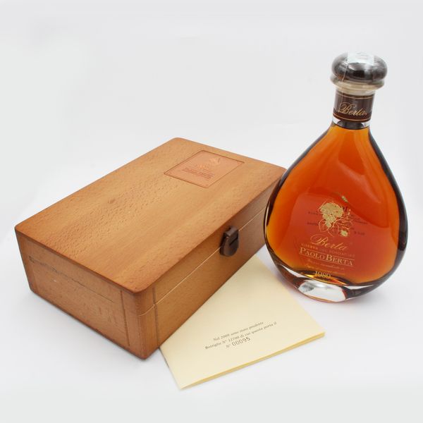 GRAPPA PAOLO BERTA RISERVA DEL FONDATORE 1989, DISTILLERIA BERTA  - Asta VINI E DISTILLATI PREGIATI E DA COLLEZIONE - Associazione Nazionale - Case d'Asta italiane