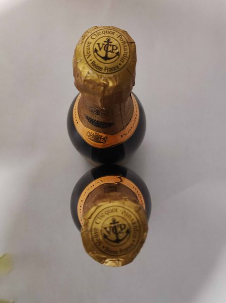 Veuve Clicquot Ponsardin, Champagne Brut  - Asta Wine Forever - Associazione Nazionale - Case d'Asta italiane
