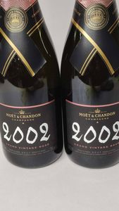 Moet & Chandon, Grand Vintage Ros� 2002  - Asta Wine Forever - Associazione Nazionale - Case d'Asta italiane