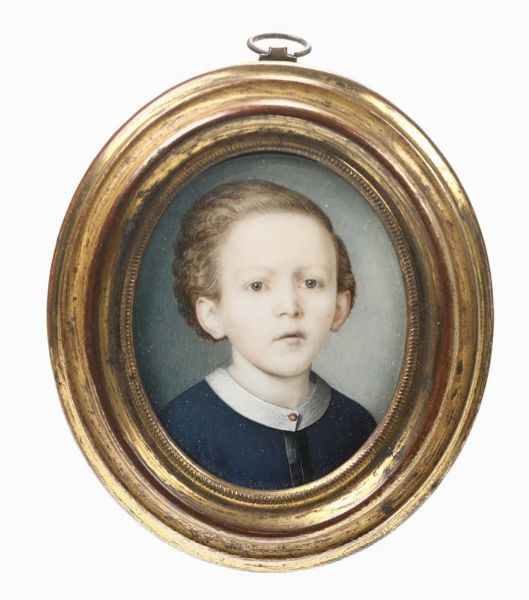 Miniatura su avorio raffigurante bambino con casacca blu, prima met XIX secolo  - Asta Antiquariato - Associazione Nazionale - Case d'Asta italiane