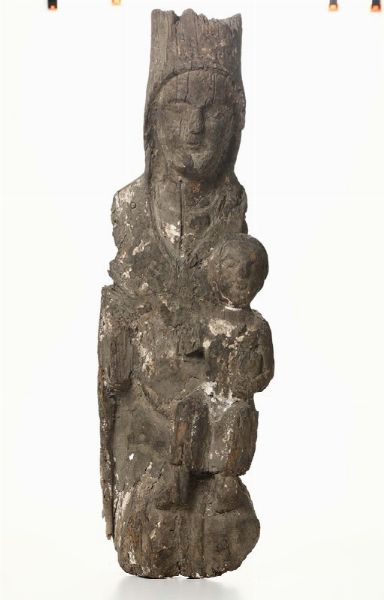 Madonna con Bambino in legno scolpito, scultore dell'Italia centrale attivo nel XIV secolo  - Asta Antiquariato - Associazione Nazionale - Case d'Asta italiane