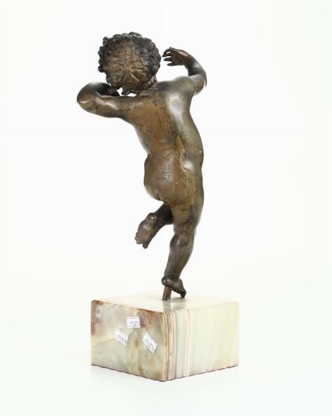 Putto in bronzo, XIX secolo  - Asta Antiquariato - Associazione Nazionale - Case d'Asta italiane