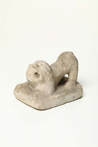 Piccolo leone in marmo scolpito, arte italiana probabile XIV secolo  - Asta Antiquariato - Associazione Nazionale - Case d'Asta italiane