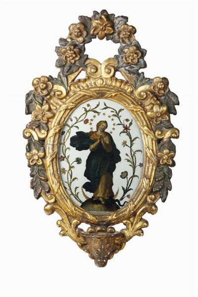Acquasantiera in legno intagliato, dipinto e dorato, XVIII secolo  - Asta Antiquariato - Associazione Nazionale - Case d'Asta italiane