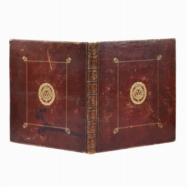 [LEGATURA 700].     Grande legatura (ca. 610 x 520 mm) in marocchino rosso decorato in oro, armi di Luigi XV ai piatti, titolo al dorso “Veues de ville de Van der Meulen”   (abrasioni e sbucciature). All’interno un’unica tavola calcografica finemente incisa con ritratto di Adam Frans van der Meulen (1632-1690), pittore e disegnatore francese di origine fiamminga.  - Asta LIBRI, MANOSCRITTI E AUTOGRAFI - Associazione Nazionale - Case d'Asta italiane