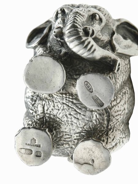 Manifattura Buccellati per Fasano. Coppia di saliere elefanti  - Asta Fine Jewels - Associazione Nazionale - Case d'Asta italiane
