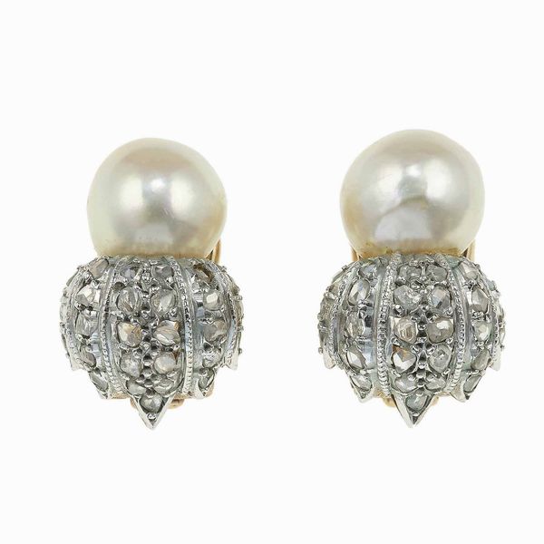 Buccellati. Orecchini con perle e rosette di diamante  - Asta Fine Jewels - Associazione Nazionale - Case d'Asta italiane