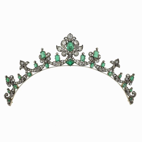Tiara con smeraldi Colombia e diamanti di vecchio taglio  - Asta Fine Jewels - Associazione Nazionale - Case d'Asta italiane