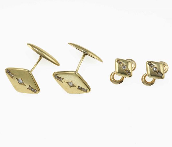 Set composto da bottoni da polso e da sparato con diamanti  - Asta Fine Jewels - Associazione Nazionale - Case d'Asta italiane