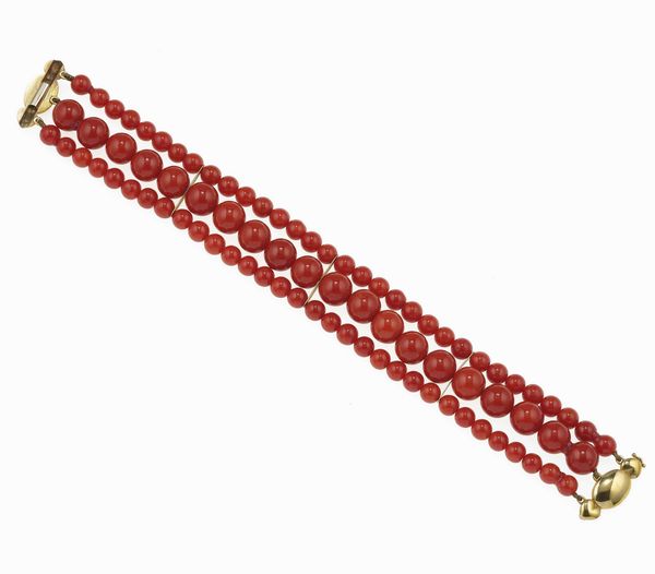 Bracciale con boules di corallo  - Asta Fine Jewels - Associazione Nazionale - Case d'Asta italiane