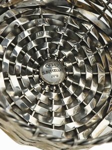 M. Buccellati. Cestino e ciliegie con foglie  - Asta Fine Jewels - Associazione Nazionale - Case d'Asta italiane