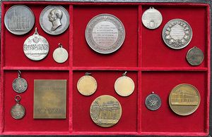 MILANO. Lotto di sedici medaglie.  - Asta Numismatica | Rinascimento - Associazione Nazionale - Case d'Asta italiane