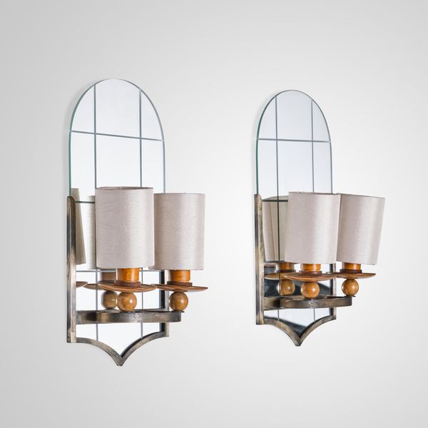 Pietro Chiesa, Attribuito a : Due lampade da parete  - Asta Design Properties - Associazione Nazionale - Case d'Asta italiane
