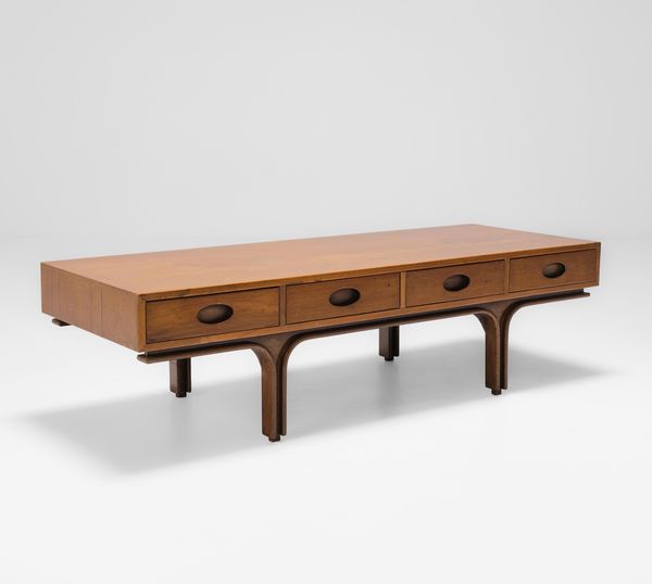 GIANFRANCO FRATTINI : Tavolo basso con cassetti  - Asta Design Properties - Associazione Nazionale - Case d'Asta italiane