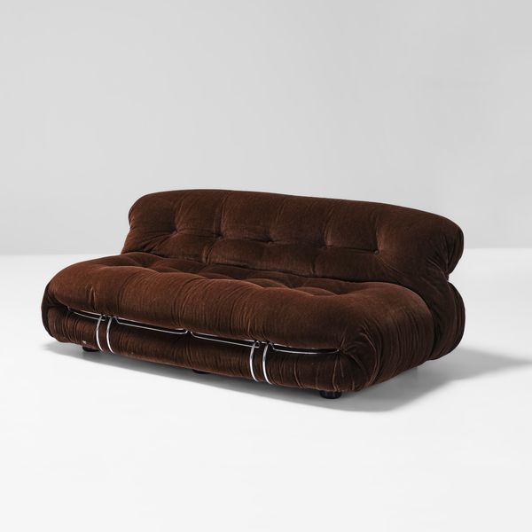 AFRA E TOBIA SCARPA : Divano mod. Soriana  - Asta Design Properties - Associazione Nazionale - Case d'Asta italiane