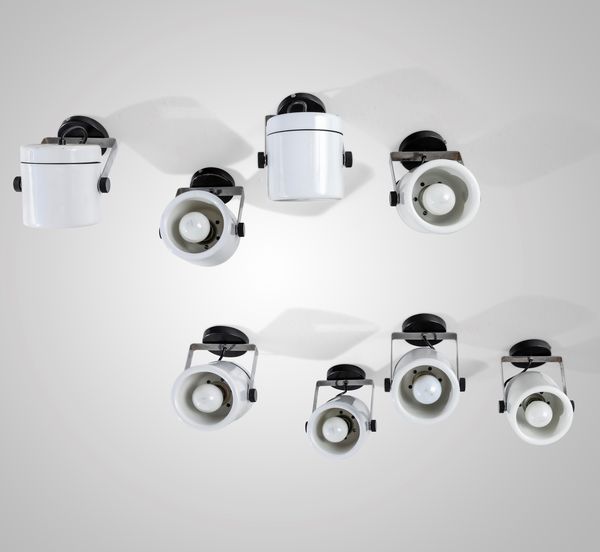 GINO SARFATTI : Otto lampade da parete mod. 142  - Asta Design Properties - Associazione Nazionale - Case d'Asta italiane