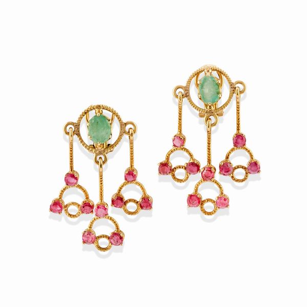 Pao Ying Wang : Orecchini con pietre di colore  - Asta Gioielli - Associazione Nazionale - Case d'Asta italiane