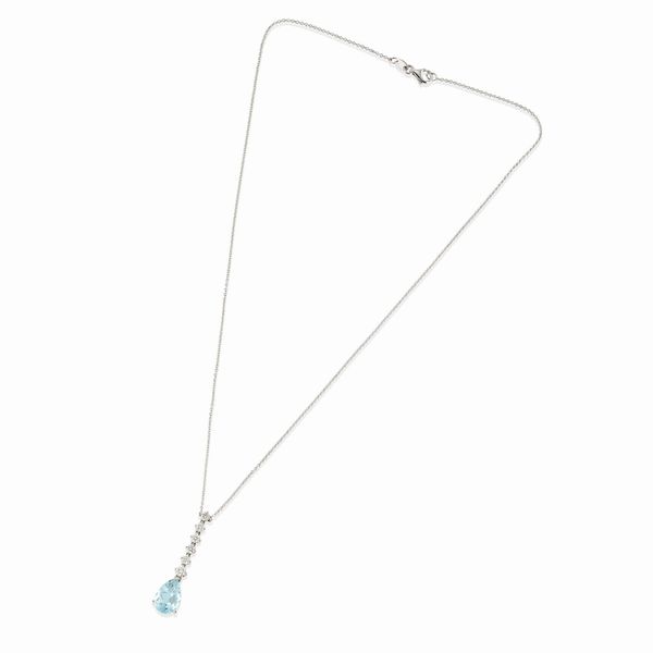Collana con acquamarina  - Asta Gioielli - Associazione Nazionale - Case d'Asta italiane