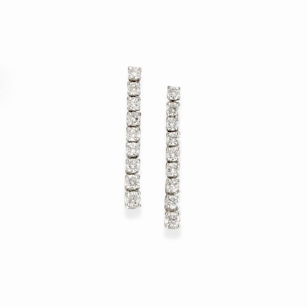 Orecchini con diamanti  - Asta Gioielli - Associazione Nazionale - Case d'Asta italiane