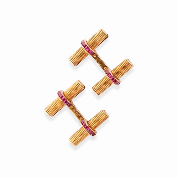 CARTIER : Coppia di polsini con rubini  - Asta Gioielli - Associazione Nazionale - Case d'Asta italiane