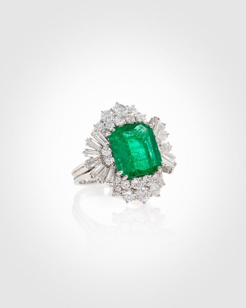 Anello con smeraldo  - Asta Gioielli - Associazione Nazionale - Case d'Asta italiane