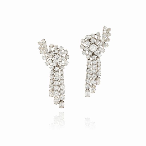 Orecchini pendenti con diamanti  - Asta Gioielli - Associazione Nazionale - Case d'Asta italiane