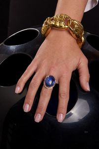 Importante anello con zaffiro  - Asta Gioielli - Associazione Nazionale - Case d'Asta italiane