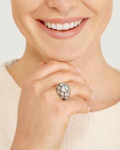 Anello con diamanti  - Asta Gioielli - Associazione Nazionale - Case d'Asta italiane