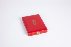 Croce e Croce mignon da Cavaliere dell'Ordine della Corona d'Italia. Vittorio Emanuele III (1900-1943) Regno d'Italia  - Asta Numismatica: Monete, Medaglie e Carta Moneta - Associazione Nazionale - Case d'Asta italiane