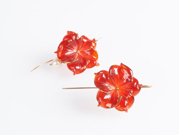 Orecchini in oro e corniola incisa  - Asta Fine Jewels and Watches - Associazione Nazionale - Case d'Asta italiane