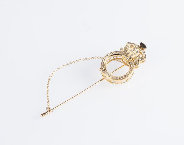 Spillone in oro e brillanti  - Asta Fine Jewels and Watches - Associazione Nazionale - Case d'Asta italiane