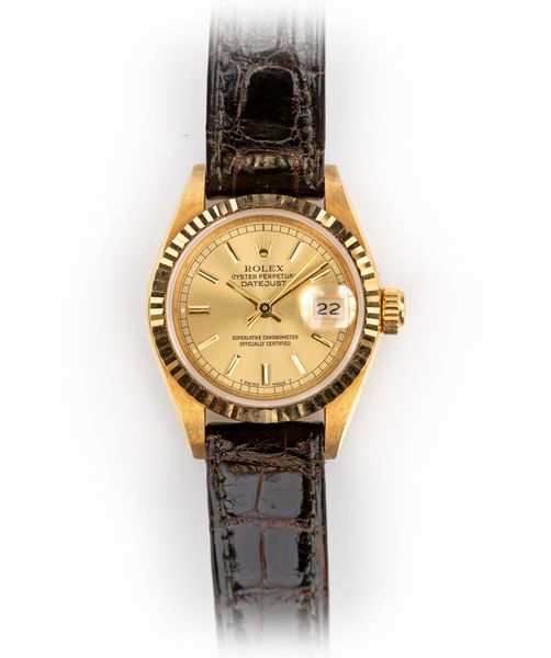 Rolex Date Just donna in oro, cinturino in pelle, vetro zaffiro  - Asta Fine Jewels and Watches - Associazione Nazionale - Case d'Asta italiane