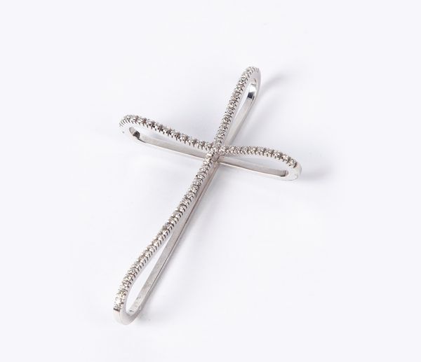 Pendente a croce in oro e brillanti  - Asta Fine Jewels and Watches - Associazione Nazionale - Case d'Asta italiane