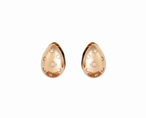 Pomellato orecchini in oro e brillanti  - Asta Fine Jewels and Watches - Associazione Nazionale - Case d'Asta italiane