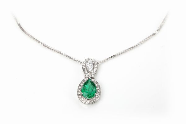 Pendente in oro, smeraldo e diamanti  - Asta Fine Jewels and Watches - Associazione Nazionale - Case d'Asta italiane