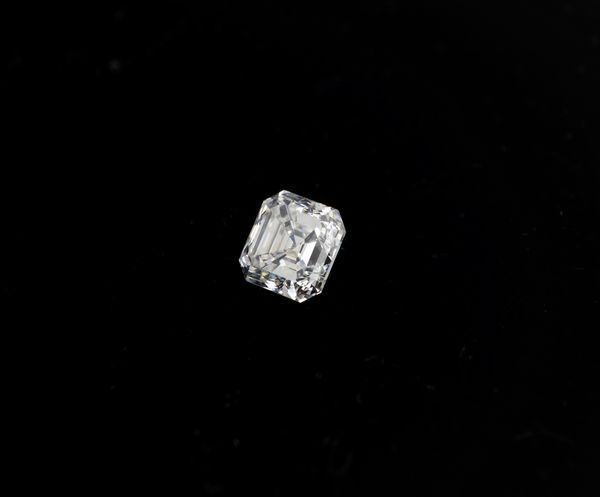 Raro diamante taglio Asscher ct. 5,02  - Asta Fine Jewels and Watches - Associazione Nazionale - Case d'Asta italiane