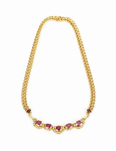Girocollo in oro, brillanti e rubini  - Asta Fine Jewels and Watches - Associazione Nazionale - Case d'Asta italiane