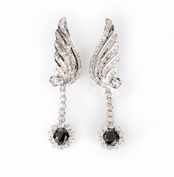 Orecchini in oro e brillanti.  - Asta Fine Jewels and Watches - Associazione Nazionale - Case d'Asta italiane